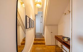 The Fulham Bolthole - Beckoning 2Bdr Flat With Garden